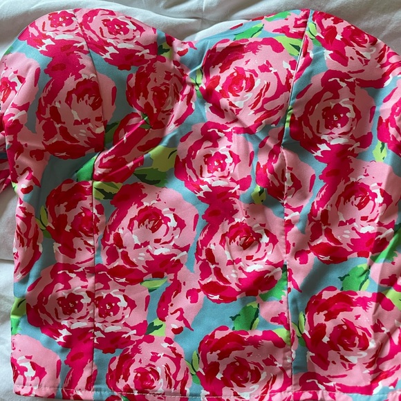 Off shoulder Crop Top - Picture 2 of 5